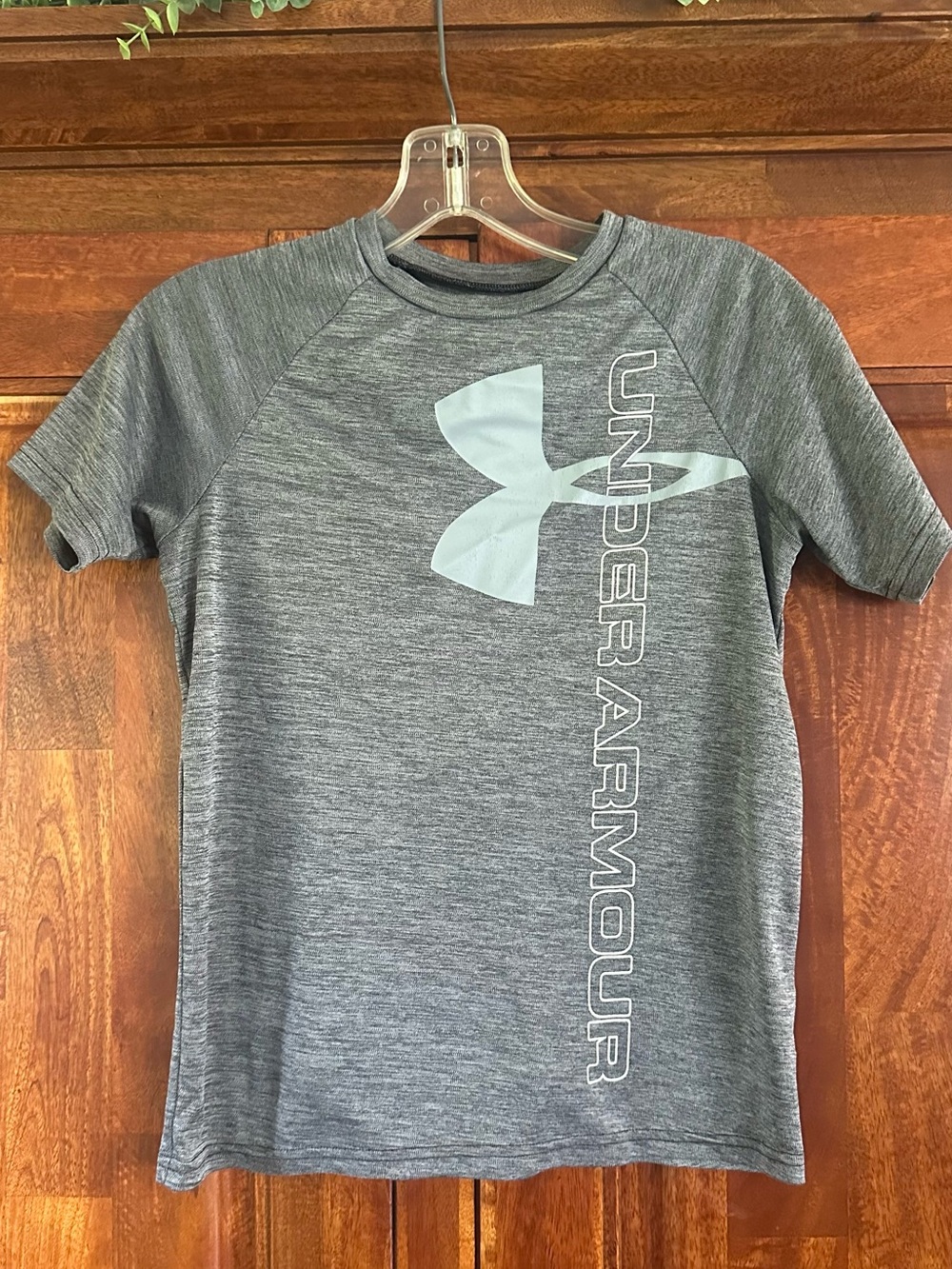 Under Armour Heather Gray Short Sleeve Logo Tee